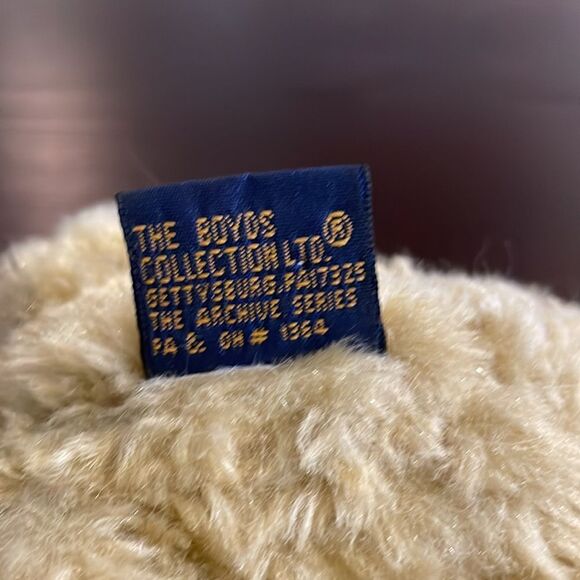 The Boyd’s Collection Tan Jointed Teddy Bear w Red Bow Excellent Condition 10” - Picture 6 of 7